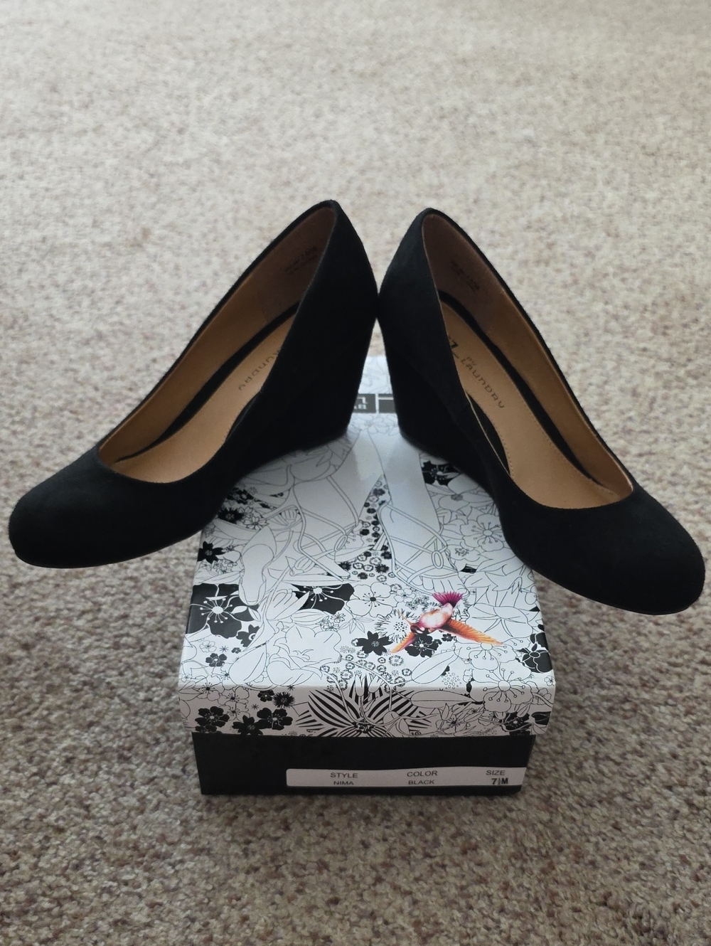 CL by Laundry Black Round-Toe Suede-Look Pumps, Size 7.5, Style: Nima - Picture 5 of 6